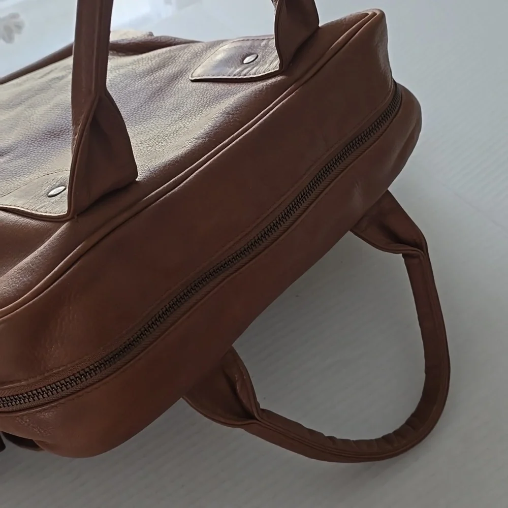 BRIEFING Creation Galleries Lafayette Brown/tan Cow Leather Bag